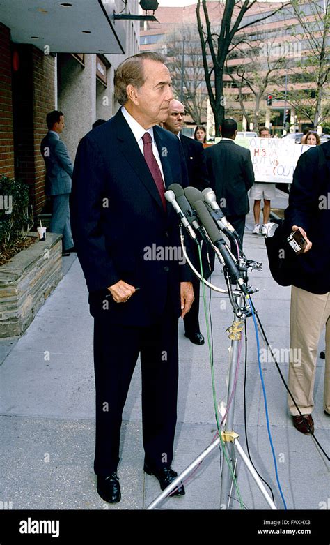 Bob dole 1996 election hi-res stock photography and images - Alamy