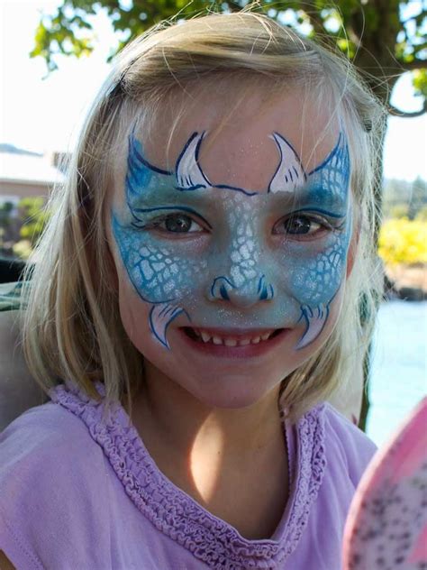 Dragon face paint by Auntie Stacey, www.auntiestaceysfacepainting.com Dragon Day, Dragon Girl ...