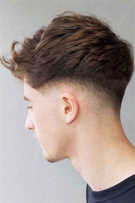 Top 40 Low Fade Haircuts for Men To Get In 2024 | Drop fade haircut, Low fade haircut, Low skin ...