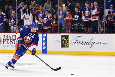 New York Islanders In Negotiations With Barclays Center