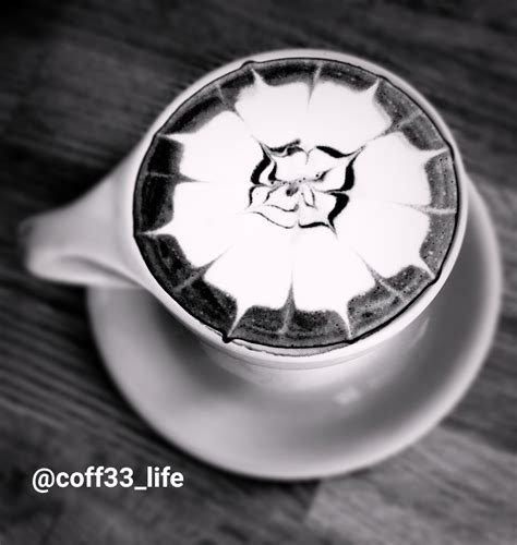 Simple foam art | Coffee Forums