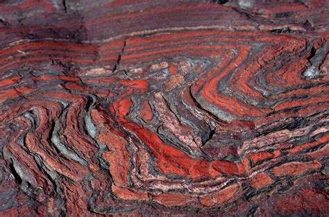 Banded Iron Formation at Jasper Knob, Ishpeming, MI [4928 x 3264] [OC ...