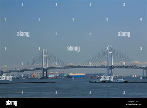 Yokohama Bay Bridge Stock Photo - Alamy