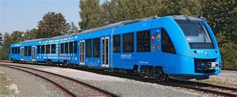 Germany Premieres the World's First Hydrogen Fuel Cell Train - autoevolution