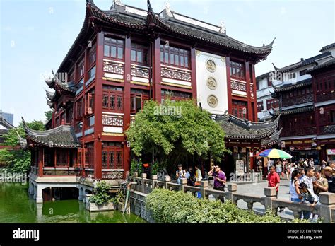 Hu Xin Ting Teahouse Yuyuan Garden Bazaar buildings founded by Ming dynasty Pan family ' Old ...