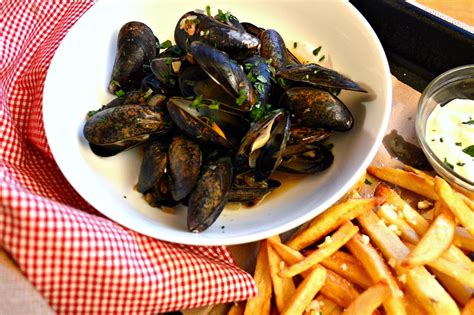 Mussels and Fries or The Princess and the Prince - This Is How I Cook