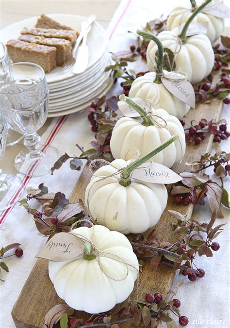 16 Fall and Thanksgiving Centerpieces - DIY Ideas for Fall Table Decorations