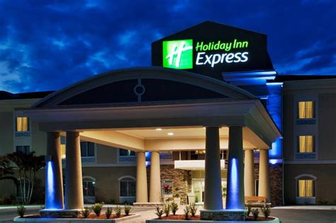 Holiday Inn Express Lake Wales North-Winter Haven Hotel (Lake Wales (FL)) - Deals, Photos & Reviews