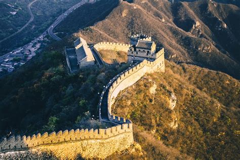 Great Wall of China in aerial view photo – Free Castle Image on Unsplash