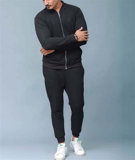 MEN'S BLACK TRACKSUIT MEN'S BLACK TRACKSUIT Rosh.Myer