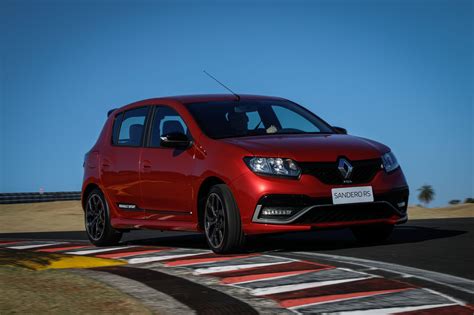 Renault Sandero 2022: Preços, Motor, Consumo, Versões e Ficha Técnica