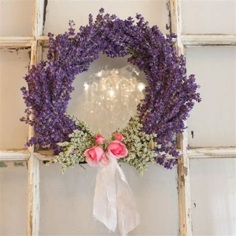 25 Lavender Home Decorating Ideas - Shelterness