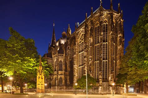 Aachen Cathedral - Roman Catholic Church in Germany | Trip Ways