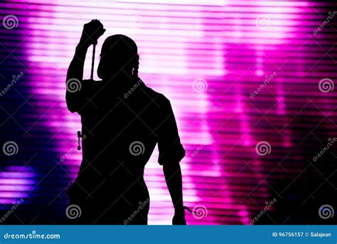 1,352 Silhouette Artist Singing Stock Photos - Free & Royalty-Free Stock Photos from Dreamstime