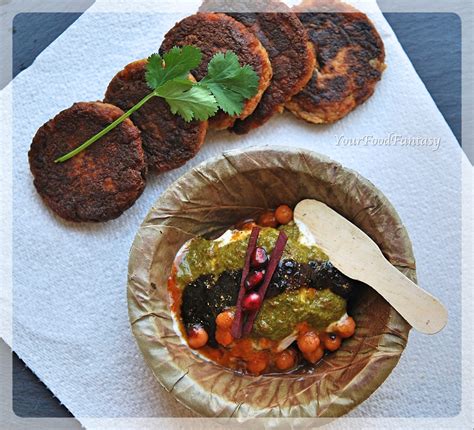 Aloo Tikki Chaat recipe - Step by Step Guide - Your Food Fantasy