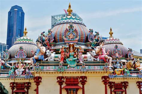 Sri Mariamman Temple in Singapore - Why you need to visit it