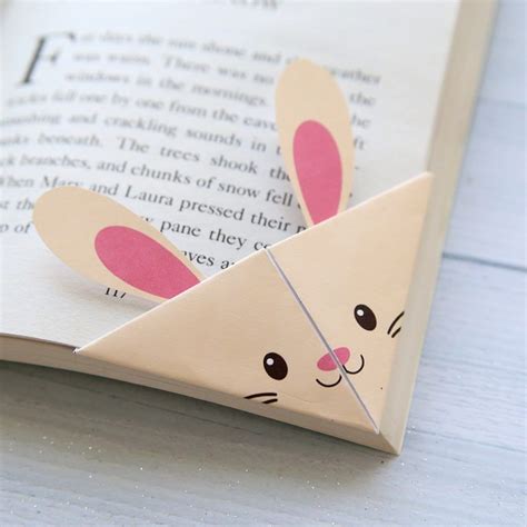 Cute folded bookmarks! Seven different woodland animal origami bookmark templates. Just print ...