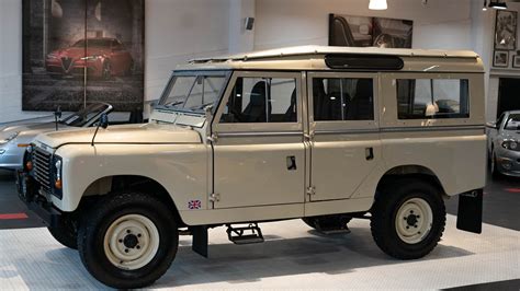 Used 1964 Land Rover Defender 109/110 For Sale ($51,900) | Cars Dawydiak Stock #181205