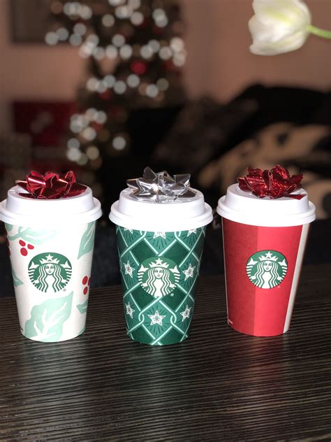 Starbucks Christmas gift card ideas! Gift card is inside cup. During the holidays, Starbucks has ...