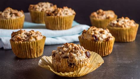 Raisin Bran Muffins {Easy Breakfast Cereal Muffins} | Bake It With Love