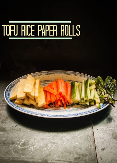 Vegan in Melbourne: Tofu rice paper rolls and the tangiest dipping sauce!