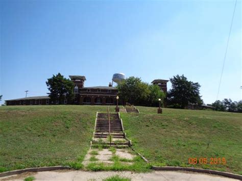 Fort Dodge KS Old Hospital - Picture of Fort Dodge, Dodge City ...