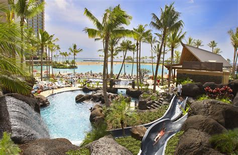 The 5 Best Hotel or Resort Pools on Oʻahu in 2021 - Hawaii Magazine