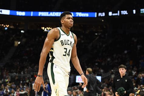 2020 NBA MVP Odds: Giannis Antetokounmpo Frontrunner, LeBron James ...