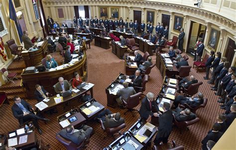 Virginia General Assembly opens, lawmakers ease back into action - Daily Press