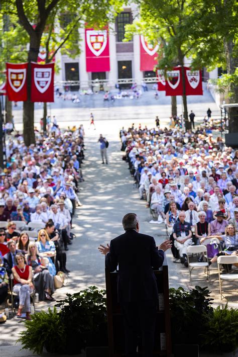 Alumni Day honored University grads — including one named Bacow — Harvard Gazette