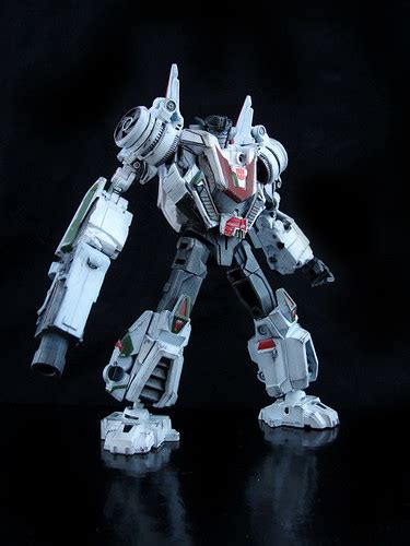 Fall of Cybertron Wheeljack | Kitbashed from several Transfo… | Flickr