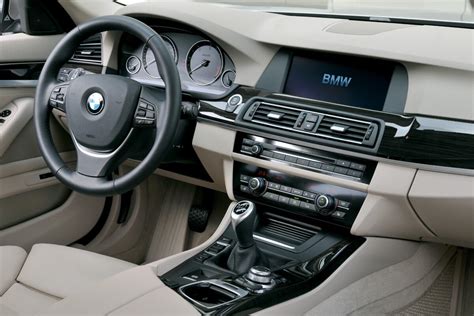 TOP 8 Hidden BMW iDrive Features - Revealed | BimmerTech