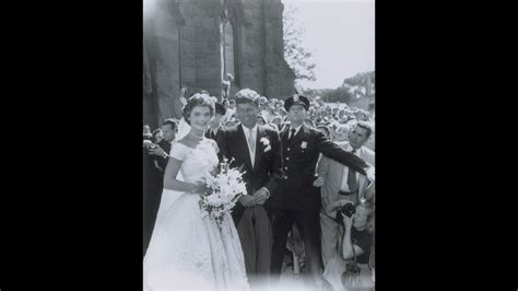 John and Jacqueline Kennedy's wedding photos auctioned | CNN