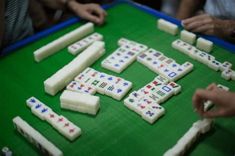 Mahjong - Zeke's Board Game Revue » Yatta-Tachi