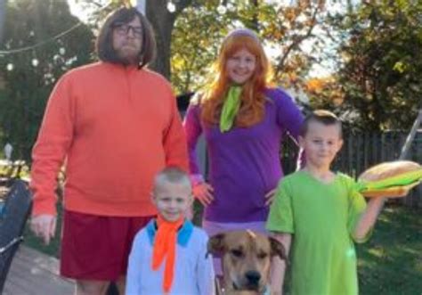 12 Family Halloween Costumes for Your Boo Crew | Macaroni KID National