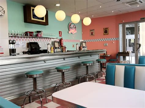 50's American diner on Pinterest | Diners, 50s Diner and Retro