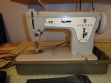 Singer 237-the overlooked classic sewing machine : myog