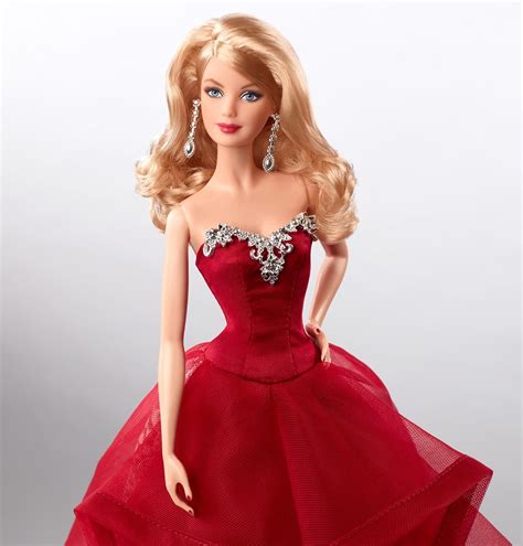 Holiday Gifts For Self-Improvement: Celebrate Christmas With Barbie 2015 Holiday Doll