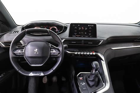 Así es el interior del Peugeot 3008: ergonomía y tecnología - Clicars Blog