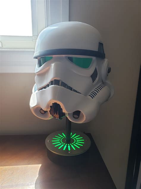 Star Wars Helmet Display stand with LED lights – QuestDesignCanada