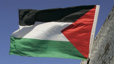 Historic raising of Palestinian flag at United Nations - CNN