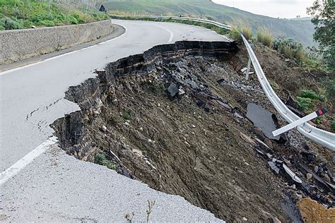 The Deadliest Landslides Of The 21st Century - WorldAtlas.com