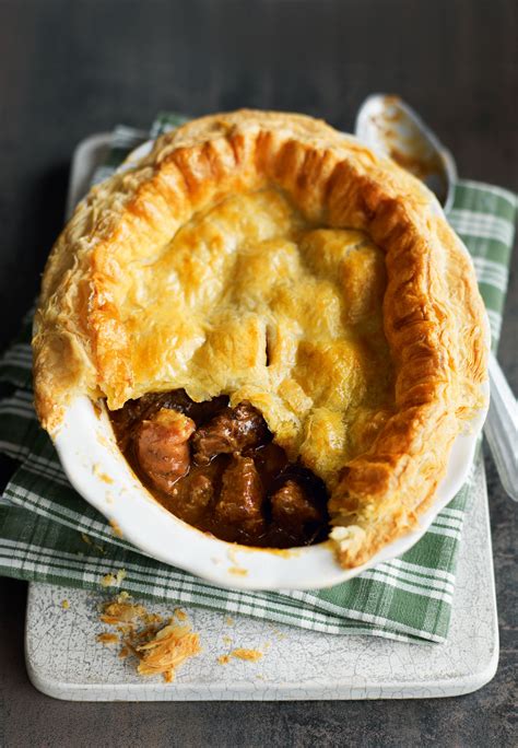 Puff pastry beef and mushroom pie | Recipe | Recipes, Mushroom pie ...