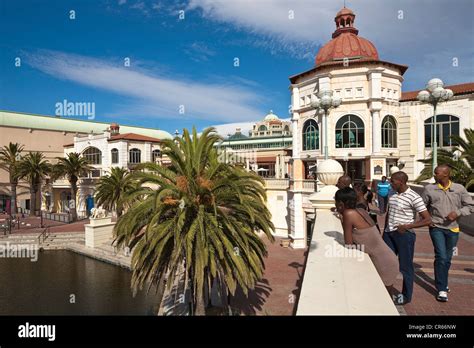 Century city shopping mall hi-res stock photography and images - Alamy