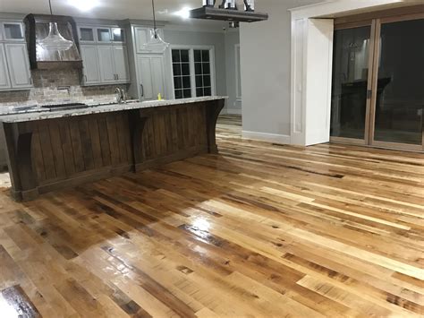 How To Use Reclaimed Barn Wood For Flooring - The Floors