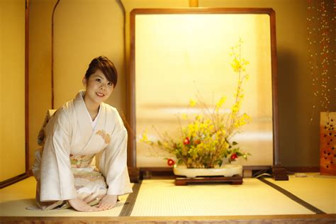 “Welcome to Kyoto!”from Ryokan — KYOTO VISITOR'S GUIDE - Since 1987