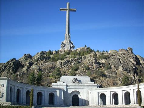 Spanish liberals demand the dismantling and public destruction of the ...