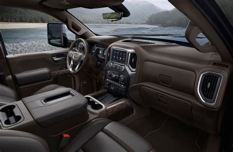 2020-GMC-Sierra-2500HD-Denali-interior - Mega Autos