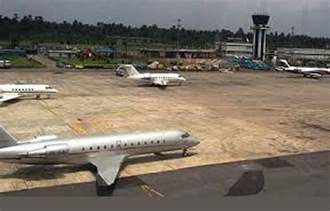 Political jobbers invade Sokoto airport runway, earn FAAN sanction ...