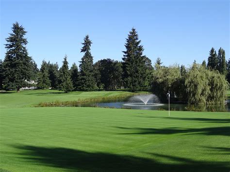 Tacoma Country and Golf Club (Lakewood, Washington) | GolfCourseGurus